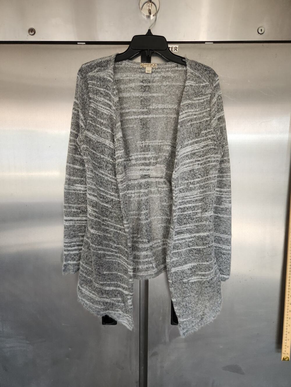 Energe World Wear Womens Open Front Cardigan M Gray Marled Striped Knit Sweater